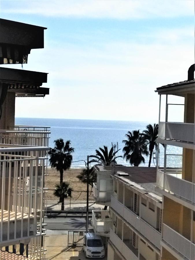 Cambrils Beach Apartment Екстериор снимка