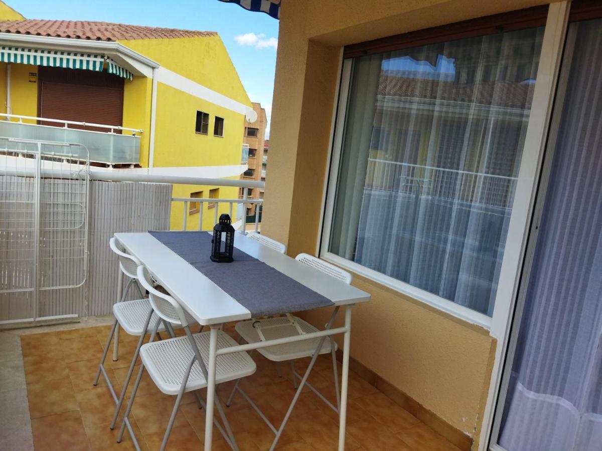 Cambrils Beach Apartment Екстериор снимка